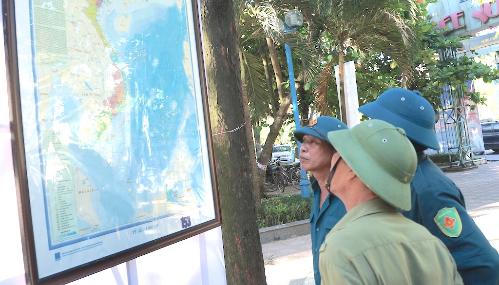 Khai mạc Triển lãm "Hoàng Sa, Trường Sa của Việt Nam - Những bằng chứng lịch sử và pháp lý" - 11 Khai mạc Triển lãm "Hoàng Sa, Trường Sa của Việt Nam - Những bằng chứng lịch sử và pháp lý" - 11