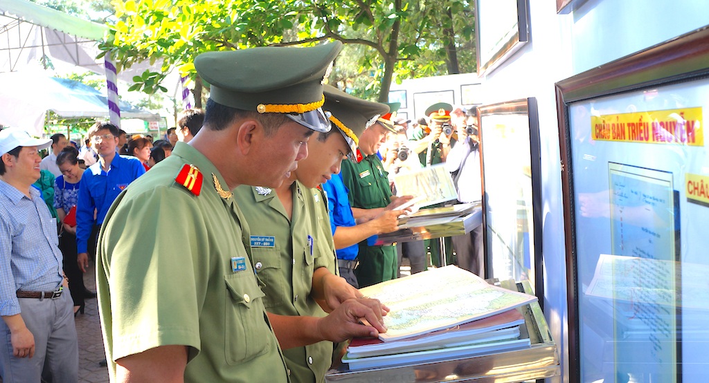 Khai mạc Triển lãm "Hoàng Sa, Trường Sa của Việt Nam - Những bằng chứng lịch sử và pháp lý" - 7 Khai mạc Triển lãm "Hoàng Sa, Trường Sa của Việt Nam - Những bằng chứng lịch sử và pháp lý" - 7