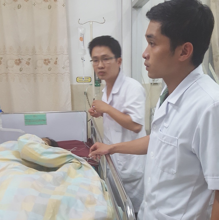 Sản phụ Keo được cứu sống sau rất nhiều nỗ lực của các bác sỹ của 2 tỉnh Nghệ An và Xiêng Khoảng.