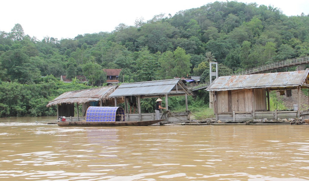 
Tình trạng cá chết vẫn chưa có dấu hiệu dừng lại.
