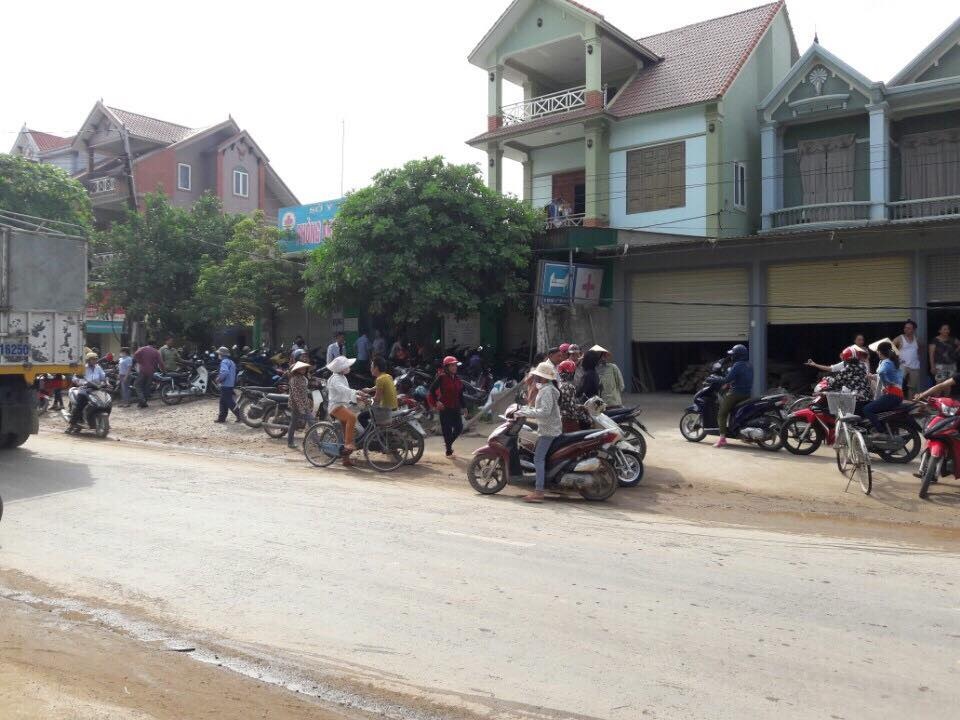 Rúng động em chồng đâm chết chị dâu ở nhà hàng xóm - 1
Vụ việc khiến vùng quê xôn xao.