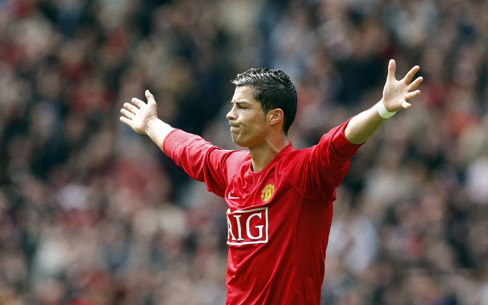 C.Ronaldo khao khát kết thúc sự nghiệp ở Premier League - 1 Premier League chính là bệ phóng đưa C.Ronaldo đến đỉnh cao danh vọng