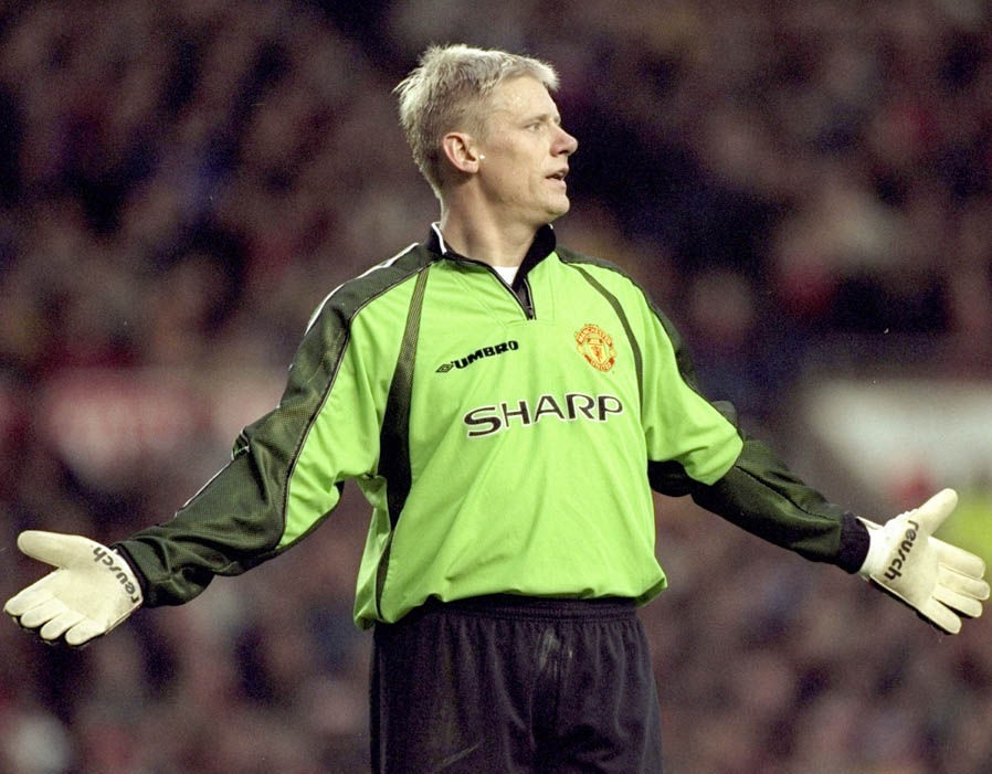 10. Huyền thoại Peter Schmeichel của Manchester United có 129 trận không cho đối phương ghi bàn tại giải Ngoại hạng Anh, xếp thứ 10 trong danh sách này.