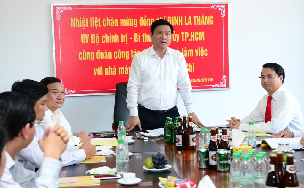 Bí thư Thăng: TPHCM sẽ không gây khó khăn, phiền hà cho doanh nghiệp - 1 Bí thư Thành ủy TPHCM Đinh La Thăng khẳng định thành phố luôn đồng hành và hỗ trợ doanh nghiệp