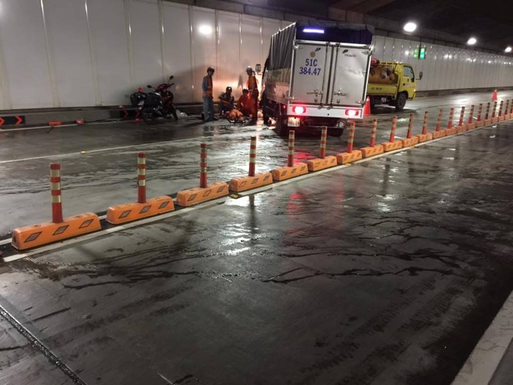 Cho phép đóng hầm Thủ Thiêm để dọn vệ sinh - 1 Vụ tai nạn trong hầm Thủ Thiêm khiến 1 người chết và 4 người bị thương