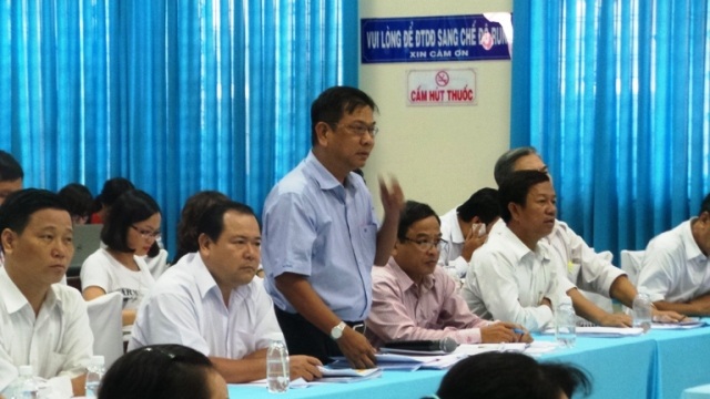 TP HCM điều chuyển công tác cán bộ “vô cảm” - 1 Ông Trần Quang Duy báo cáo Bí thư Đinh La Thăng tình hình ô nhiễm môi trường tại huyện Hóc Môn