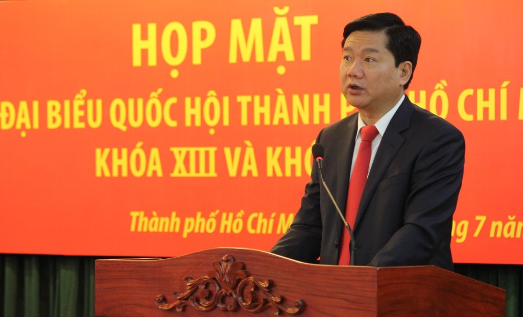 Bí thư Thăng: Đại biểu Quốc hội trên nghị trường đừng “dĩ hòa vi quý”! - 1 Ủy viên Bộ Chính trị, Bí thư Thành ủy TPHCM Đinh La Thăng nhấn mạnh rằng ĐBQH thì không nên “dĩ hòa vi quý”