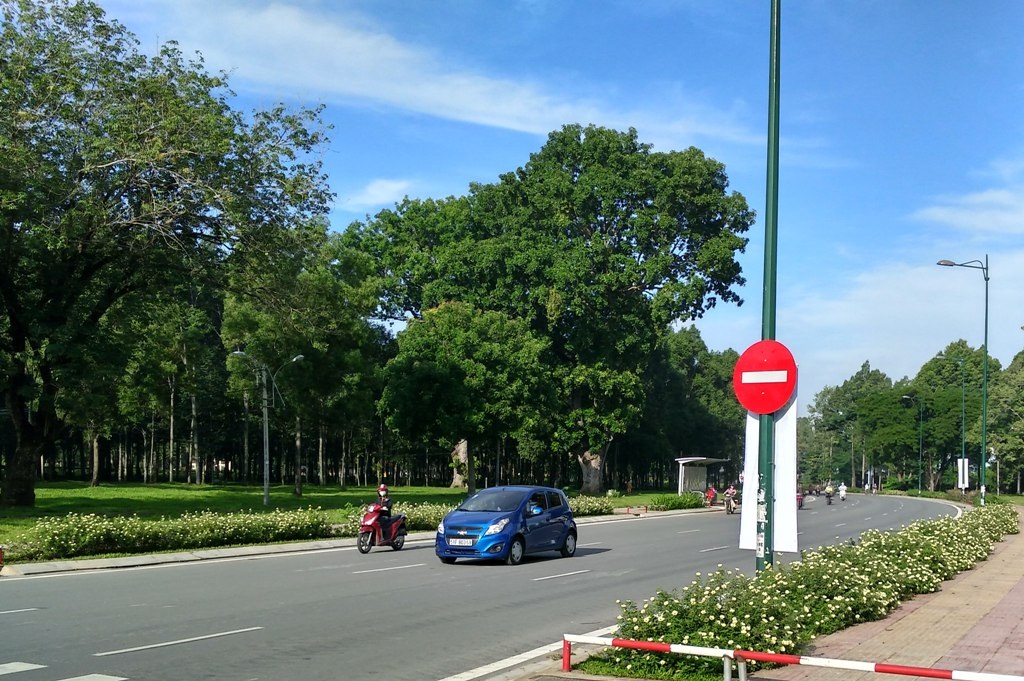 Thông xe toàn tuyến đại lộ đẹp nhất Sài Gòn - 3 Đường nối vòng xoay Nguyễn Thái Sơn với sân bay Tân Sơn Nhất đi qua công viên Gia Định