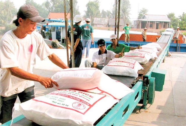 Thái Lan đẩy mạnh bán gạo cho Trung Quốc, gạo Việt lo mất thị trường? - 1 Thái Lan có ý định sẽ xúc tiến việc xuất khẩu gạo sang Trung Quốc, Nam Phi và Mozambique trong thời gian tới.