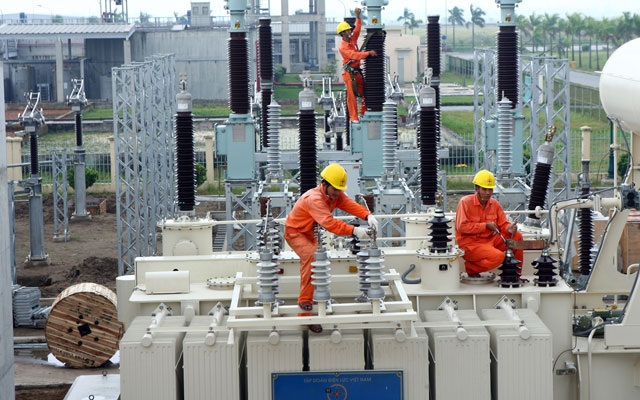EVN: Mỗi lần tăng giá điện “mệt” lắm! - 1 EVN: Mỗi lần tăng giá điện “mệt” lắm! - 1