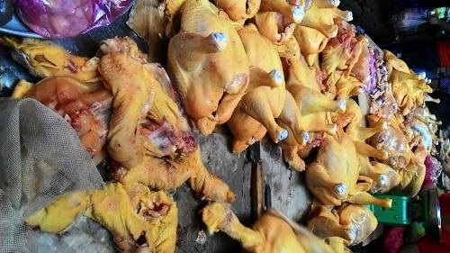 Chất độc nhuộm gà vàng chủ yếu dùng cho gà công nghiệp? - 1
Chất vàng ô được dùng ở diện hẹp và thường dùng trong thức ăn chăn nuôi của gà công nghiệp (Ảnh minh họa)