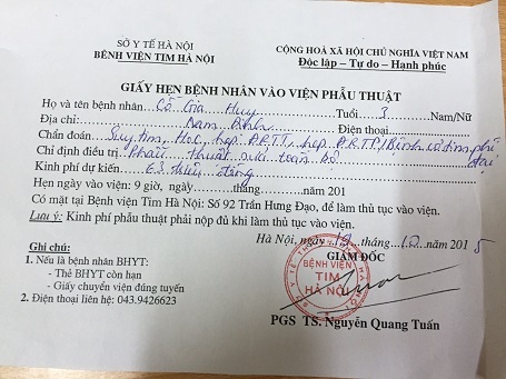 Giấy báo mổ đã có nhưng bố mẹ em không vay ai được tiền để đóng viện phí.