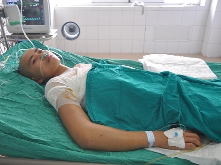 Chân phải rồi cũng sẽ bị cắt tiếp vào ngày mai.