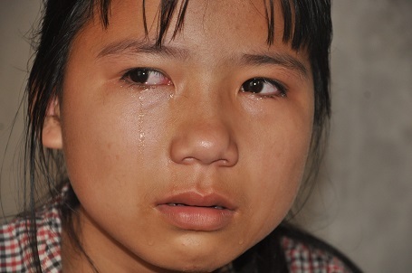 Em nhớ bố, thương mẹ và thương cả bà nội điên dại nữa.