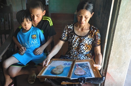 Cuộc sống của 3 bà cháu hiện tại rất khó khăn với bữa no, bữa đói.