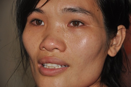 Chị Oanh tội nghiệp kể chuyện những ngày bụng to đi chăm chồng ở viện Huyết học truyền máu TW.