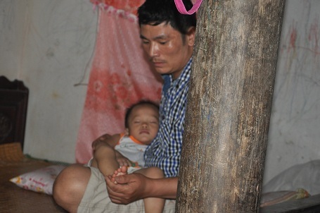 Thương con nên anh càng muốn sống để được nhìn thấy con.