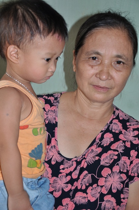 Tiếp tục trao hơn 111 triệu đồng đến 3 cháu nhỏ có bố mẹ tử nạn - 4