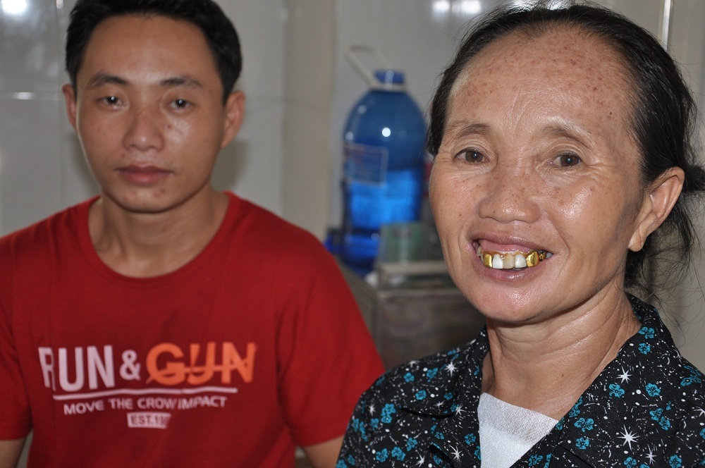 Hôm nay được trở về nhà, cô gửi lời cám ơn đến các bác sĩ, cán bộ phòng CTXH bệnh viện và các nhà hảo tâm đã giúp đỡ.