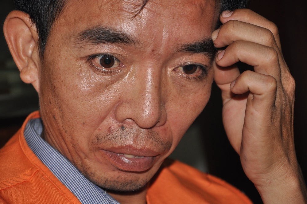 Anh Trường lo sợ các con có mệnh hệ gì vì vợ chồng nghèo kiệt quệ lắm rồi.