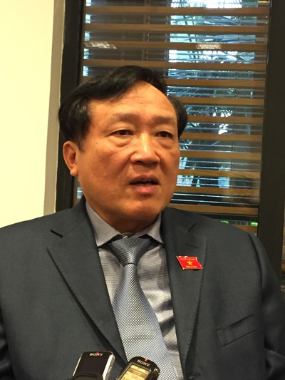 Viện trưởng VKSND Tối cao Nguyễn Hòa Bình trong cuộc trao đổi với PV Dân trí.