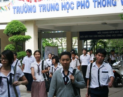 Đề Địa hơi dài, thí sinh không kịp nháp - 2