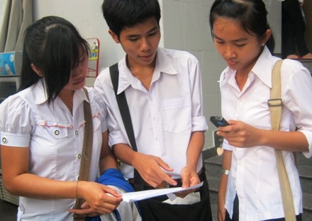 Đề Toán tương đối khó, nhiều thí sinh ra sớm - 11 Đề Toán tương đối khó, nhiều thí sinh ra sớm - 11