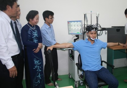 Tăng quyền tự chủ cho các trường để phát triển giáo dục ĐH - 1 Tăng quyền tự chủ cho các trường để phát triển giáo dục ĐH - 1