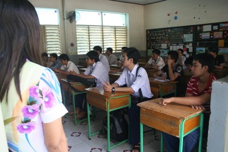 Vẫn phải bố trí điểm thi trong trường tiểu học - 1 Vẫn phải bố trí điểm thi trong trường tiểu học