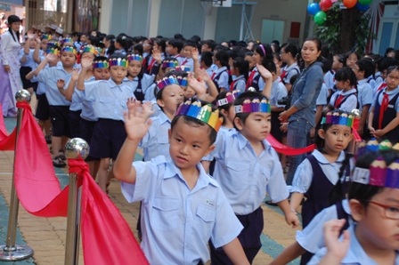 “Heo vàng” háo hức ngày khai giảng - 6 Háo hức ngày dự lễ khai giảng