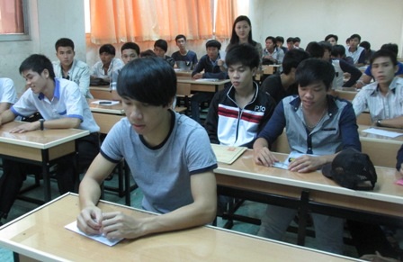ĐH Công nghiệp TPHCM: Điểm đầu vào cao hơn năm trước - 1 Năm 2013, chất lượng tuyển sinh của Trường ĐH Công nghiệp TPHCM cao hơn năm trước.