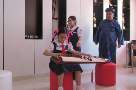 TPHCM đưa vào sử dụng thư viện trường học hiện đại bậc nhất - 5 Không gian cho học sinh học và chơi các nhạc cụ dân gian lẫn hiện đại.