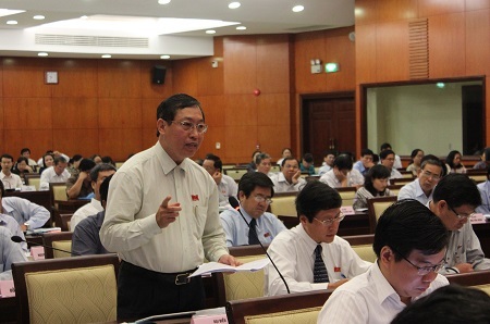 TPHCM: Hỗ trợ để tăng thu nhập cho giáo viên mầm non - 1 Kỳ họp thứ 13 HĐND TPHCM quyết những vấn đề liên quan đến giáo dục mầm non của TPHCM.