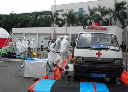 Diễn tập phòng chống dịch bệnh Ebola (ảnh internet)