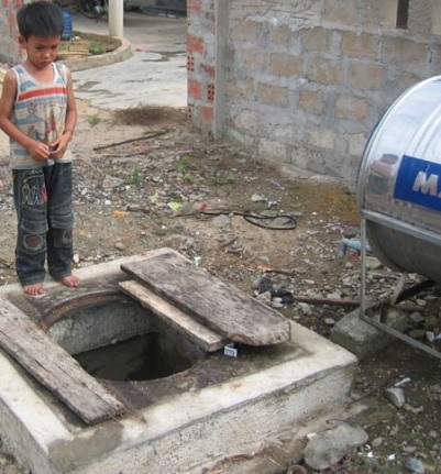 Những hố ga “tử thần” nhan nhản khắp khu dân cư - 1