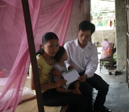 Chị Phạm Thị Lương có thêm điều kiện đưa con đi phẫu thuật - 1 Chị Phạm Thị Lương có thêm điều kiện đưa con đi phẫu thuật - 1