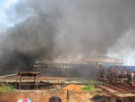 Hà Tĩnh: Hỏa hoạn tại kho hàng Xuất nhập khẩu Nam Thủy sản  - 1