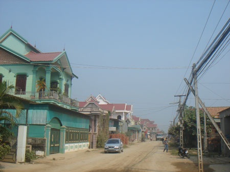 Làng tỷ phú từ nghề đồng nát - 1