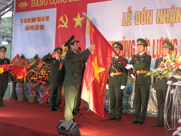 Đồn Biên phòng Cửa khẩu Cầu Treo nhận danh hiệu Anh hùng LLVTND - 4 Đồn Biên phòng Cửa khẩu Cầu Treo nhận danh hiệu Anh hùng LLVTND - 4