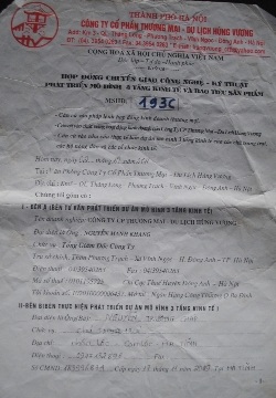 Bản hợp đồng mà các hộ
dân ký với C.ty Cổ phần Thương mại – Dịch vụ Hùng Vương.