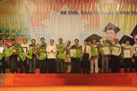 Khuyến học Hà Tĩnh: Hai thành công nổi bật năm 2012