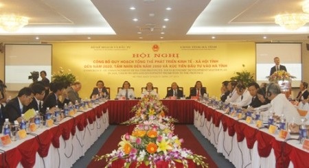 Hà Tĩnh: Công bố quy hoạch tổng thể KT-XH tỉnh đến 2020 - 1 Quang cảnh Hội nghị Công bố quy hoạch tổng thể KT-XH tỉnh đến 2020, tầm nhìn 2050