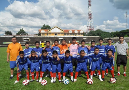 U13 Bình Định tham dự giải bóng đá quốc tế tại Thái Lan - 1 U13 Bình Định tham dự giải bóng đá quốc tế tại Thái Lan - 1