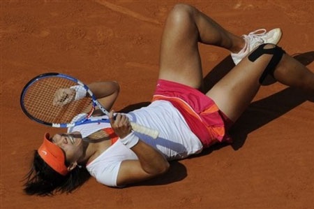 Vô địch Pháp mở rộng, Li Na đi vào lịch sử - 2