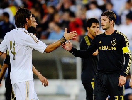 Ronaldo làm nên tuyệt tác, Real Madrid đè bẹp LA Galaxy - 3