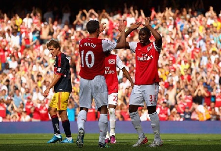 Arsenal gây thất vọng tại Emirates Cup - 2