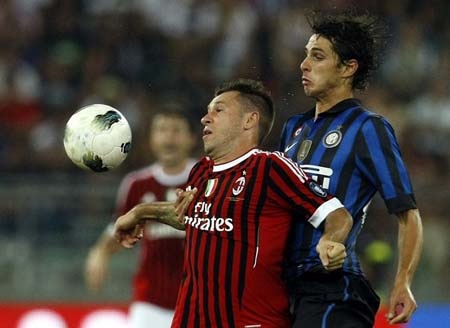 Inter xuất sắc đăng quang TIM Cup - 3