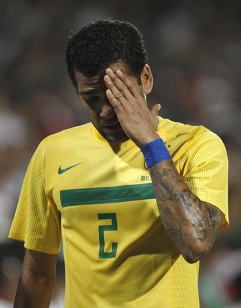 Ronaldinho lập công giúp Brazil ngược dòng hạ Mexico - 2 Ronaldinho lập công giúp Brazil ngược dòng hạ Mexico - 2