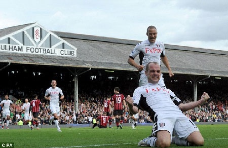 Man City lần đầu tiên mất điểm ở giải Ngoại hạng - 2 Man City lần đầu tiên mất điểm ở giải Ngoại hạng - 2