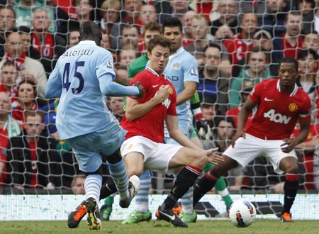 Man City hủy diệt M.U ngay tại Old Trafford - 2 Man City hủy diệt M.U ngay tại Old Trafford - 2